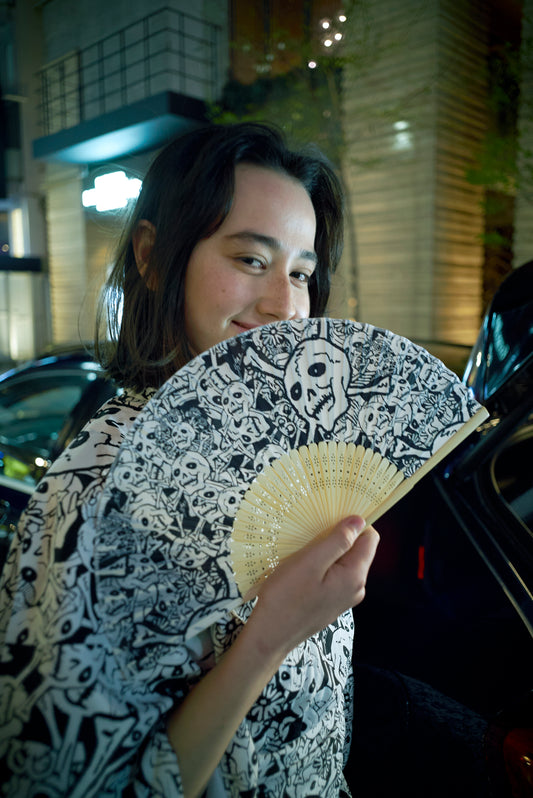 【横尾忠則 × BUENA VISTA】雑踏髑髏 扇子