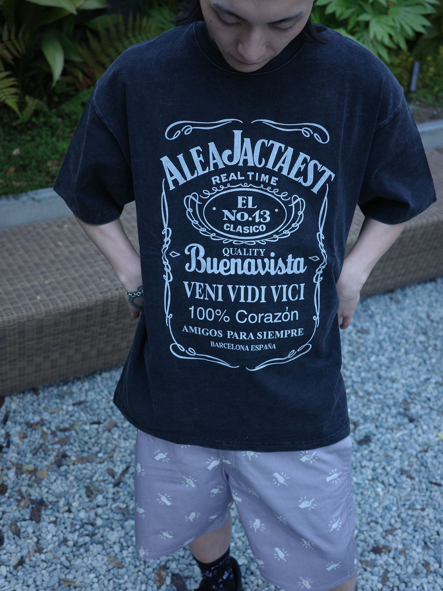 AJE pigment tee