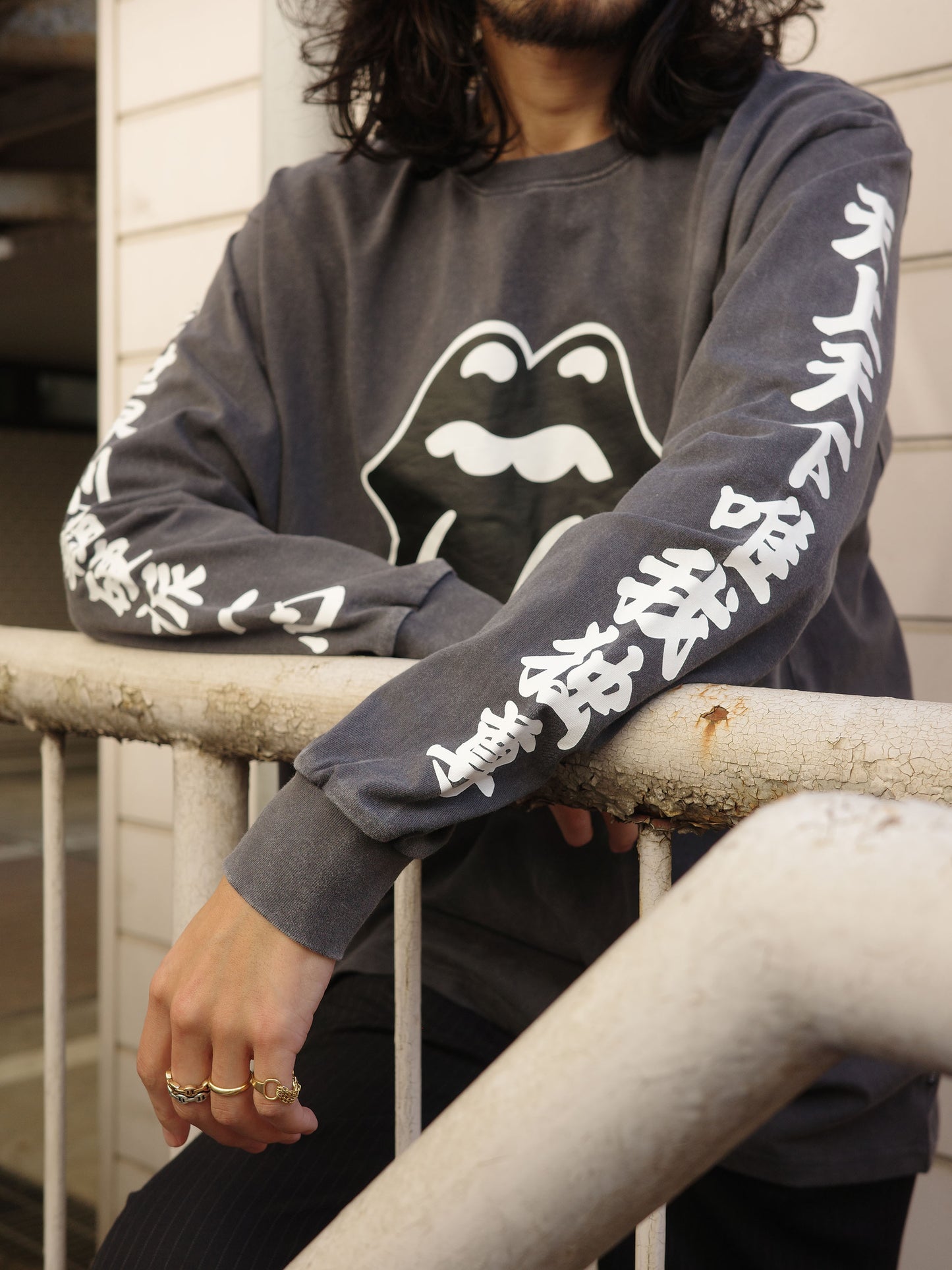 The Rolling Stones rip&tongue pigment L/S tee