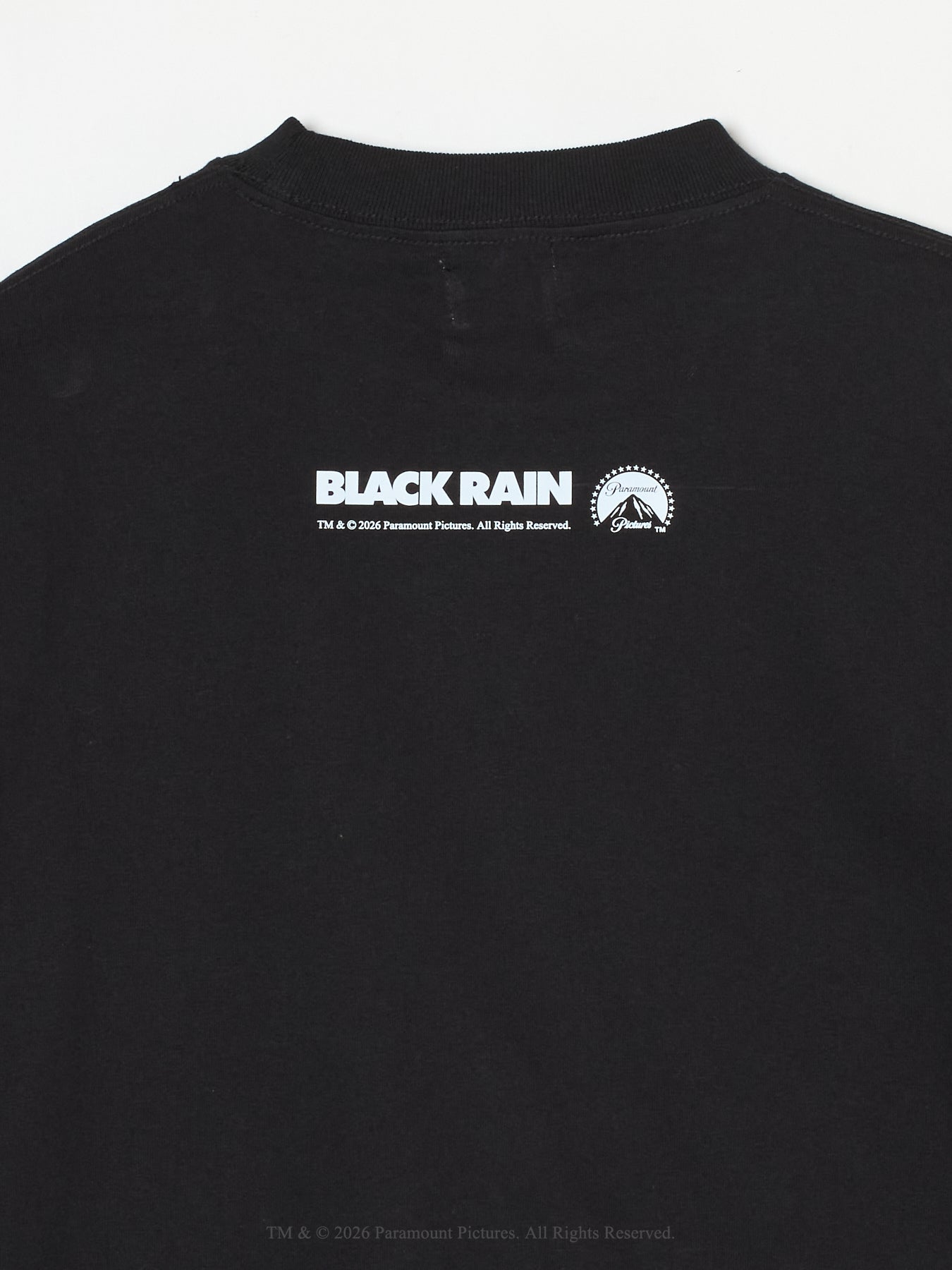 『Black Rain』tee dos