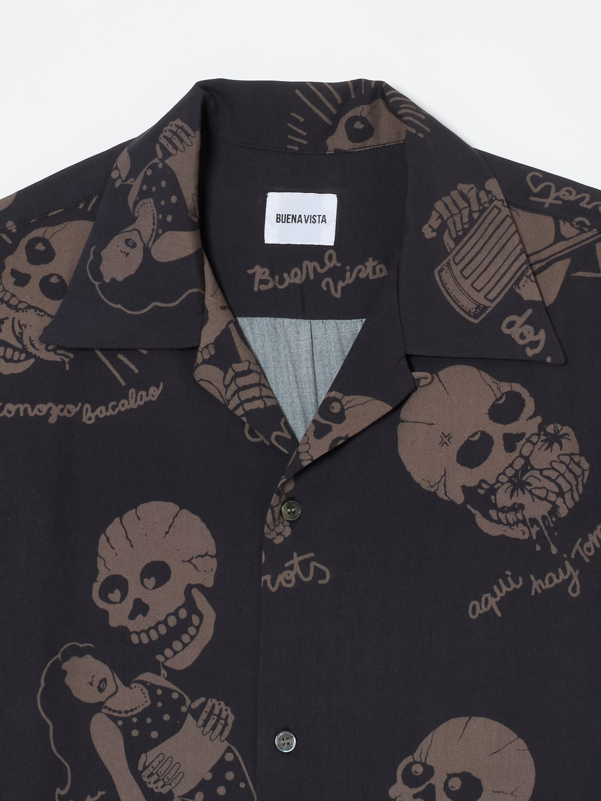 Illusted skull shirt