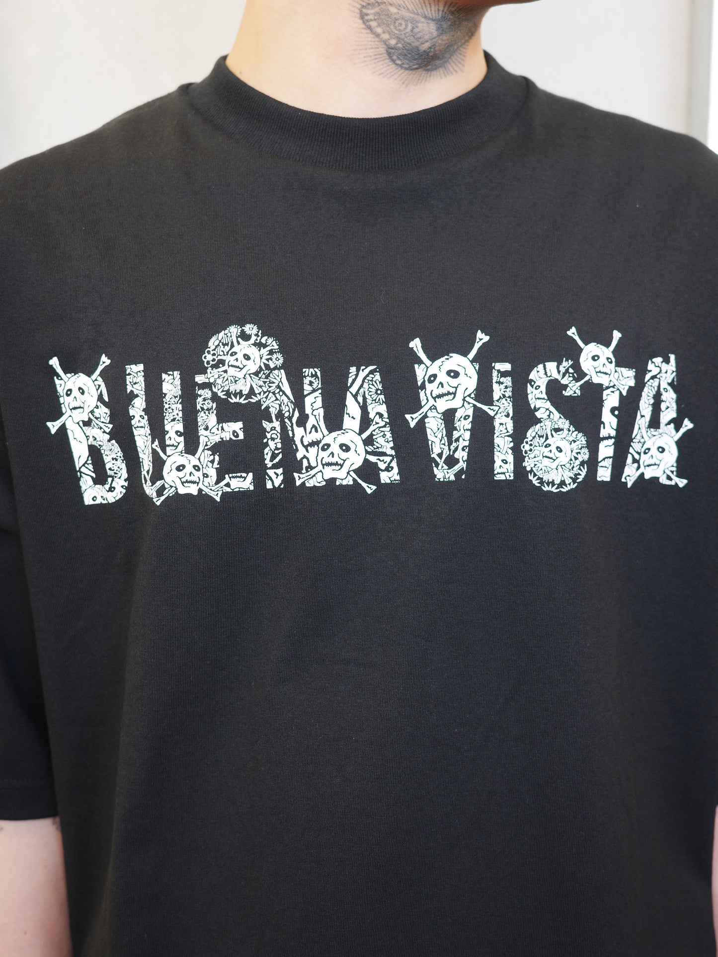 【横尾忠則 × BUENA VISTA】雑踏髑髏 LOGO tee