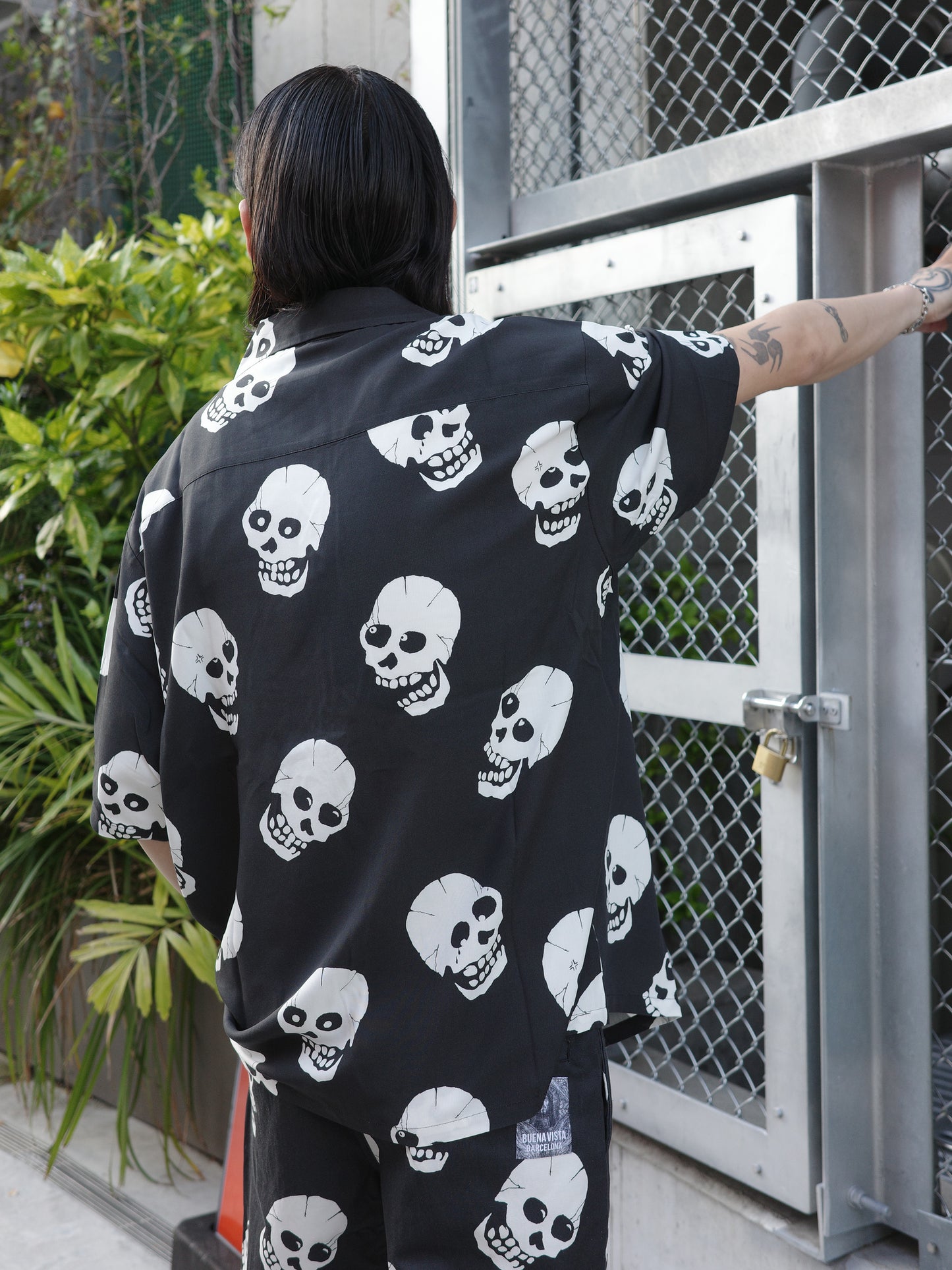 Skull patterned shorts shirt